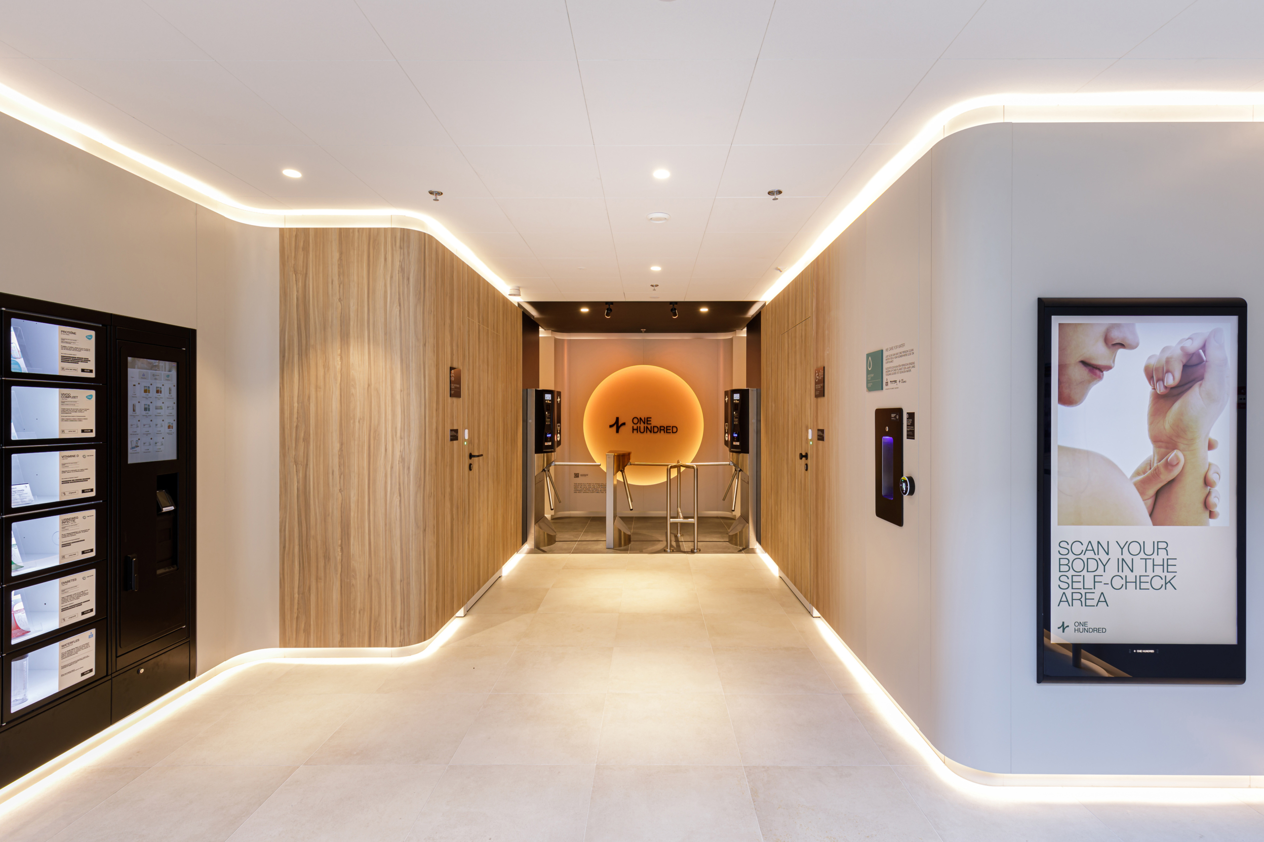 Onehundred Hoog Catharijne Utrecht INVITE 55 inch restrooms 4