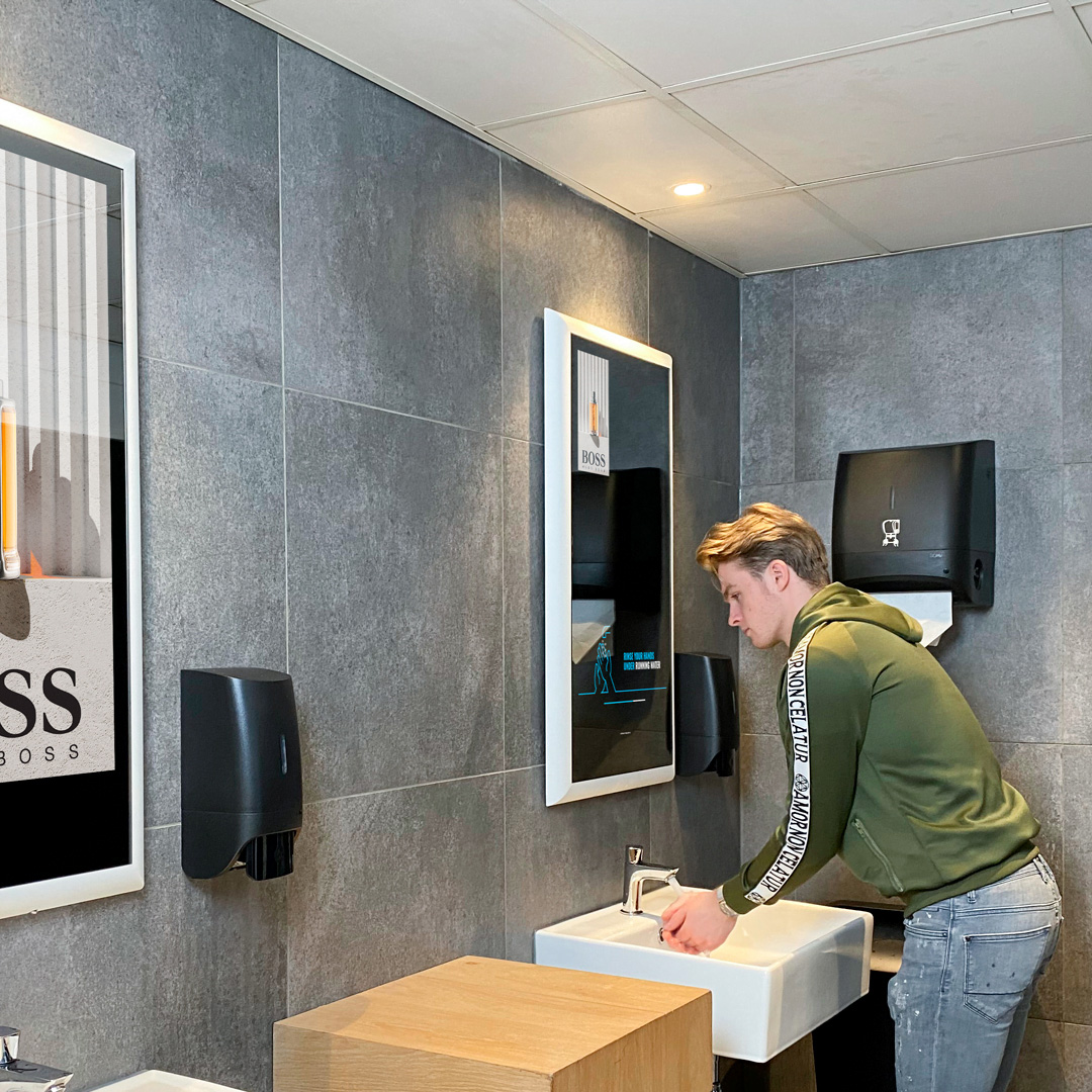 XPO Screens Narrowcasting Digital signage Invite XASTing DOOH Advertising Restroom media Smart mirrors Hugo Boss